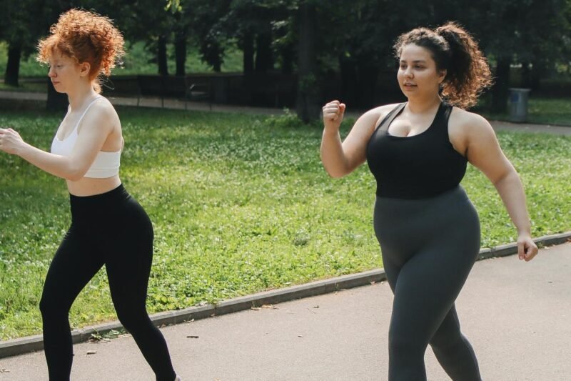 7 Traits of People Who Always Walk Faster Than Others, According to a Psychologist